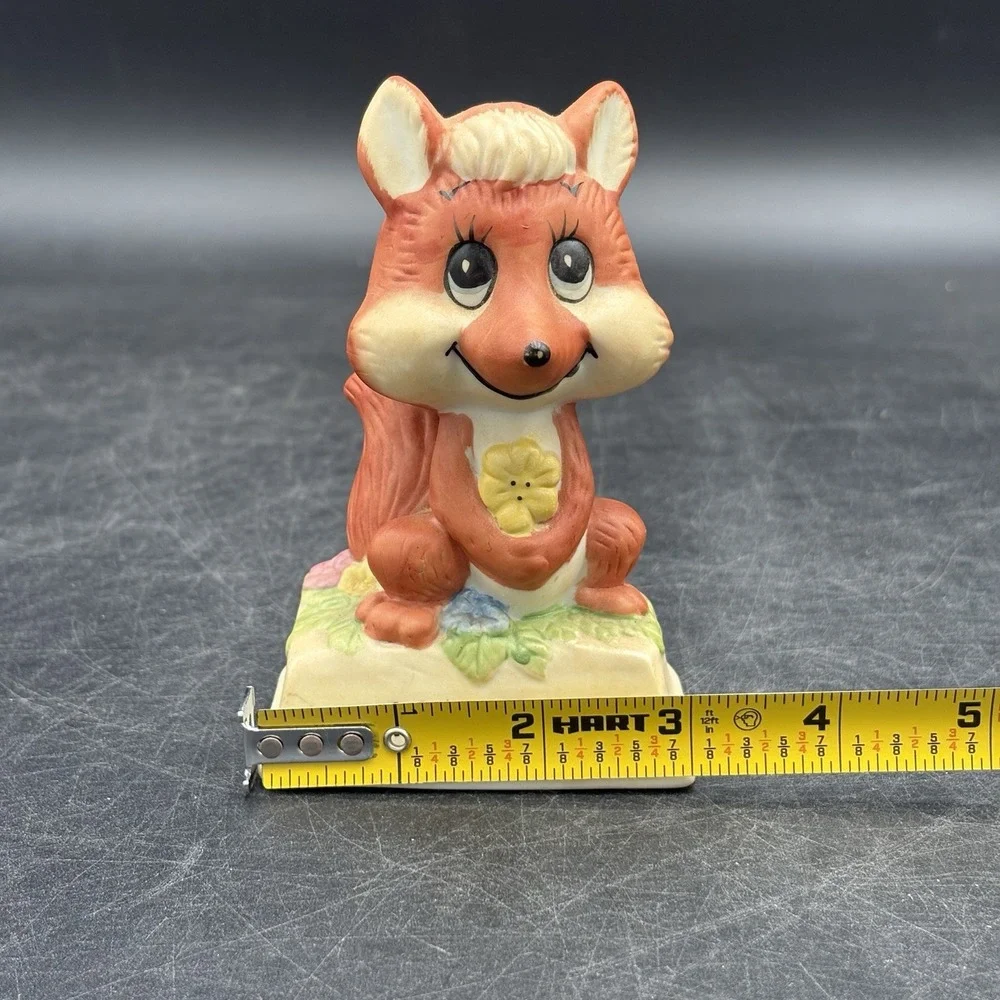 Vintage 1970 R & W Berries Figurine Statues 